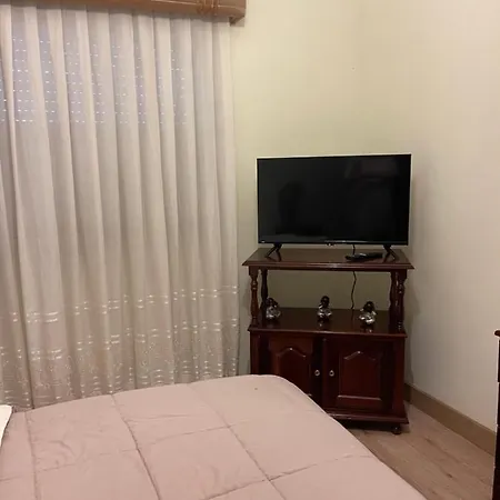 “casa Da Avo Tina” Barreiro (Setubal)