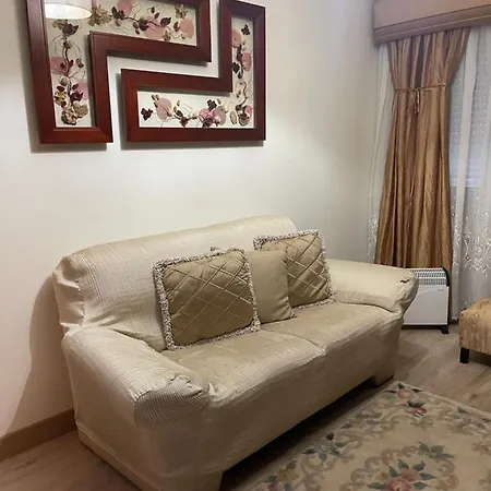 “casa Da Avo Tina” Barreiro (Setubal)